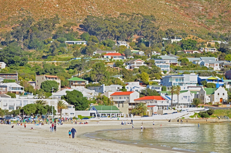 2 Bedroom Property for Sale in Gordons Bay Central Western Cape